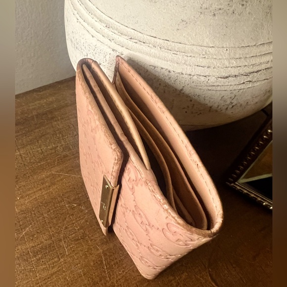 Gucci Guccissima Blush Pink Flap Wallet (With COA) - Picture 5 of 14